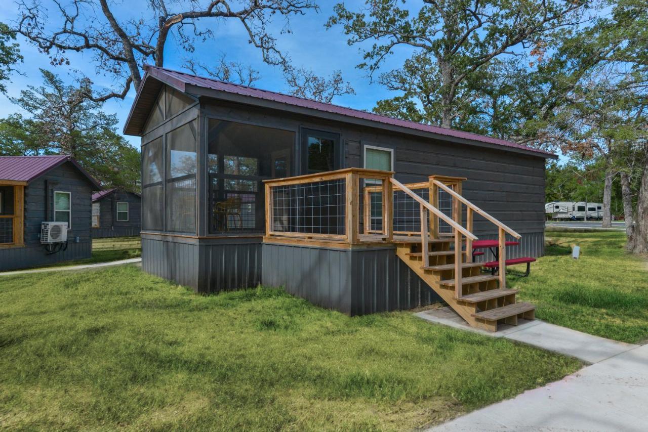 Great Escapes Rv Resort Bryan College Station Bagian luar foto