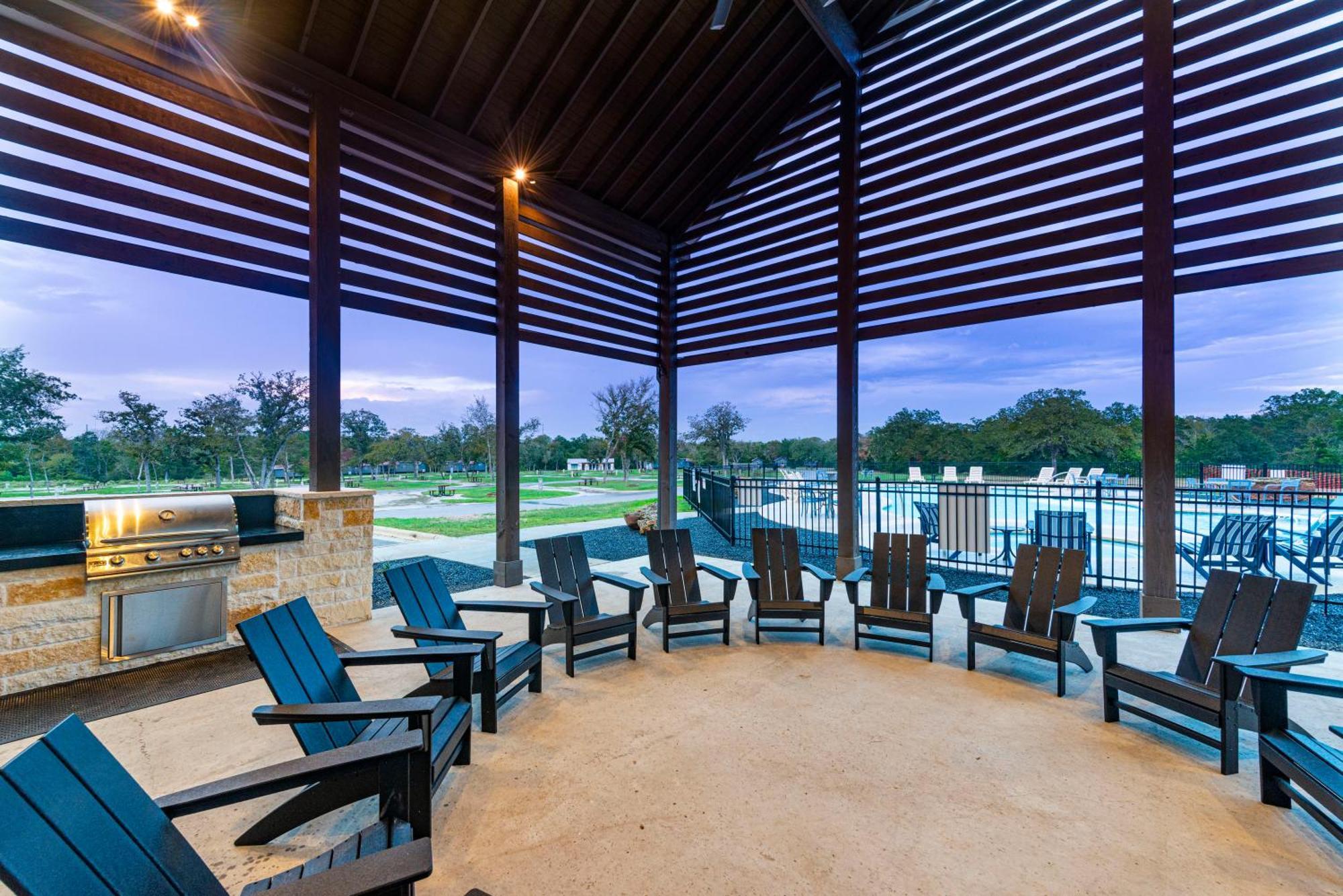 Great Escapes Rv Resort Bryan College Station Bagian luar foto
